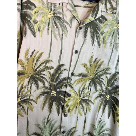 Tommy Bahama Mens Button Up Hawaiian Shirt XL Silk Palm Tree Print Loop Collar - Picture 5 of 8